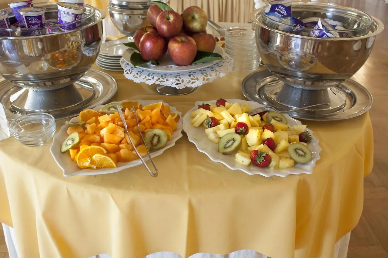 טאורמינה Grand Hotel Miramare