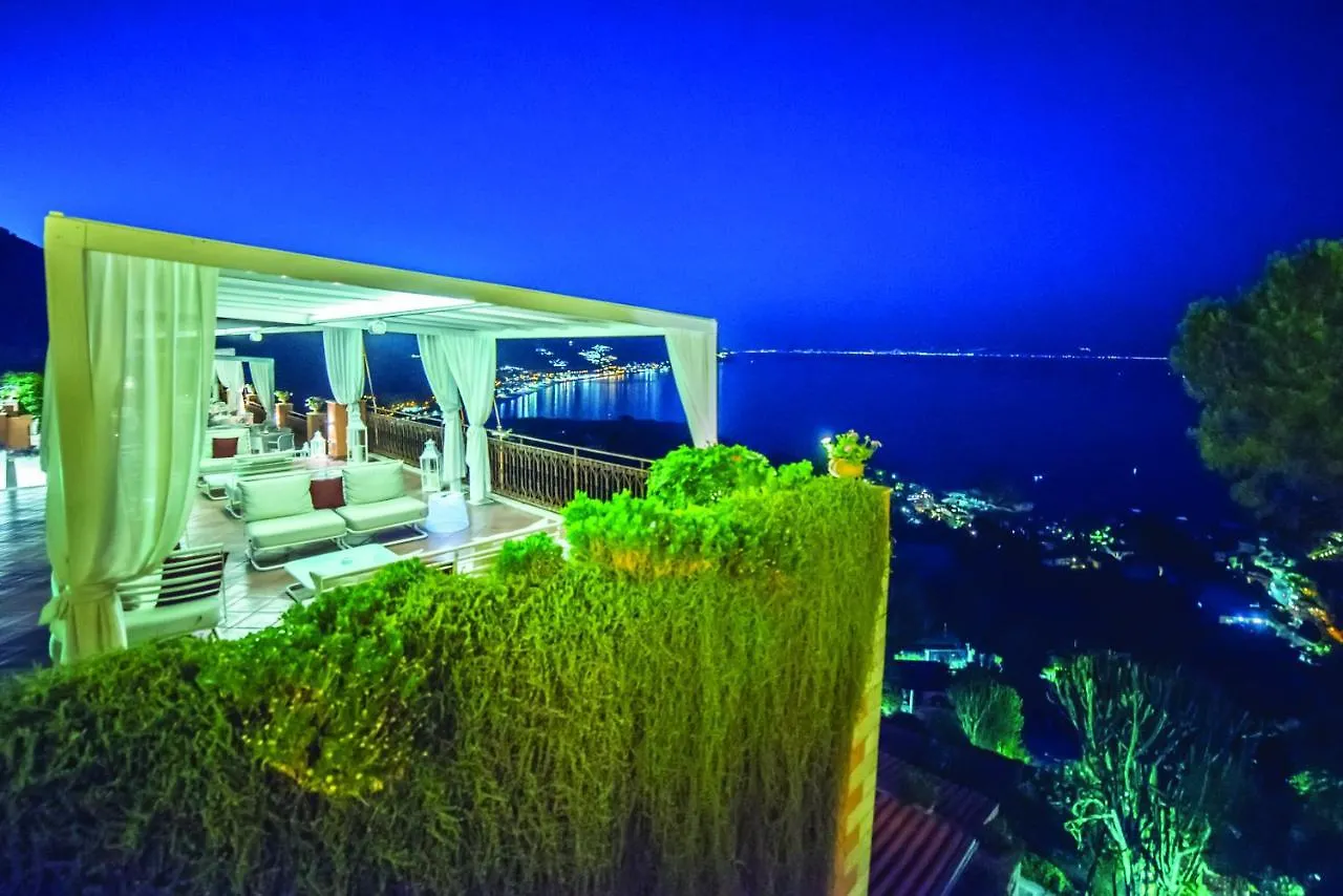 טאורמינה Grand Hotel Miramare